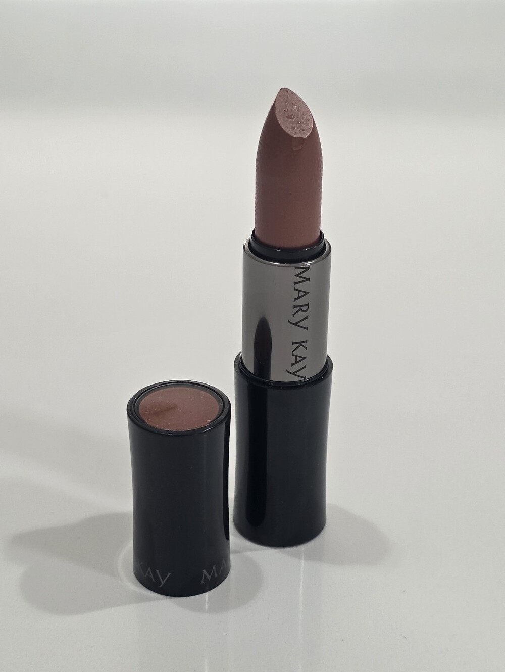 Mary Kay Apricot Glaze Lipstick Discontinued - Picture 3 of 6
